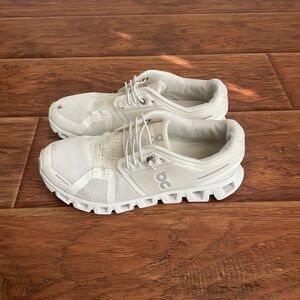 On Running Women White Sneakers